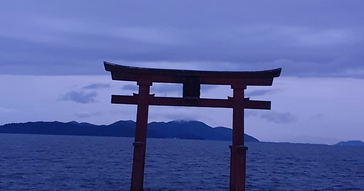 白须神社——琵琶湖畔的神圣鸟居