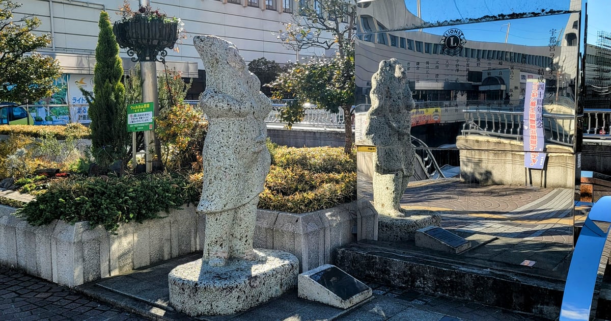宇都宮餃子像
